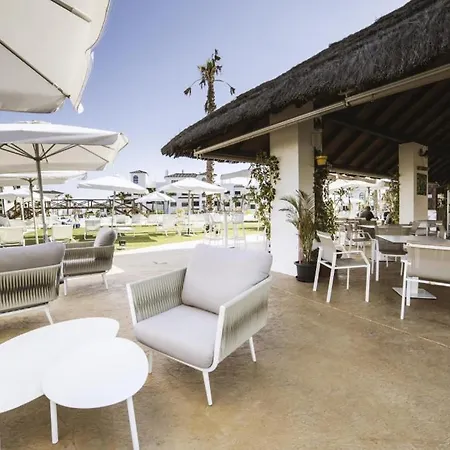 Hanami Hills Apartment Estepona