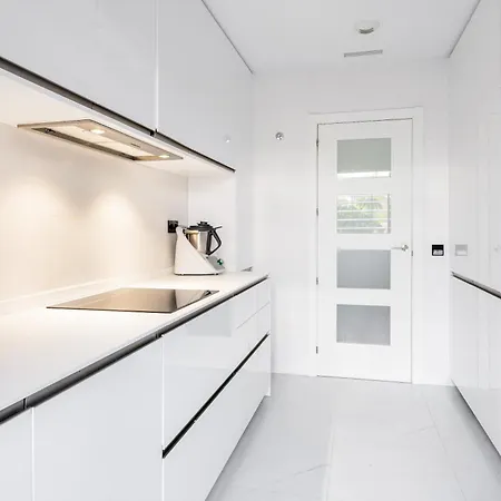 Hanami Hills Apartment Estepona
