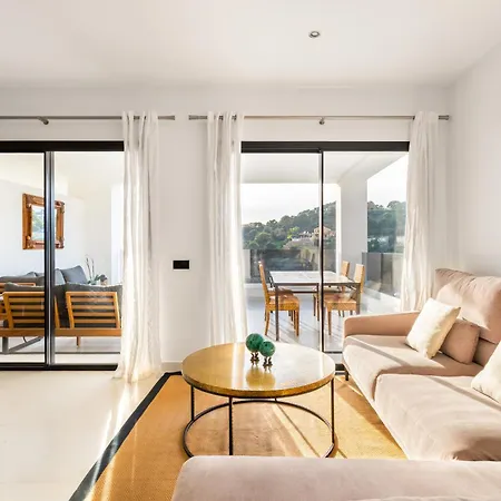 Hanami Hills Apartment